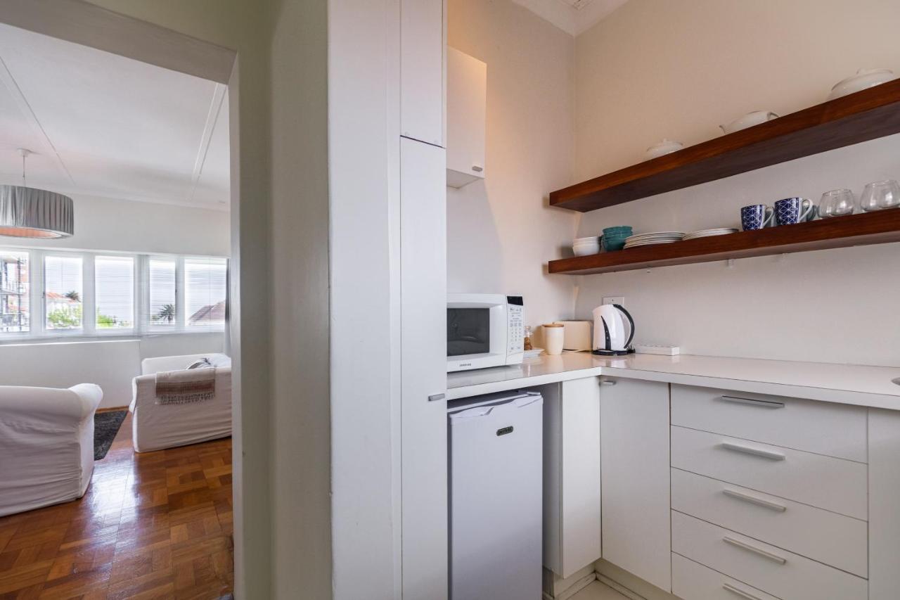 Portswood Mews - Chic White Studio Apartment Green Point Ciudad del Cabo Exterior foto